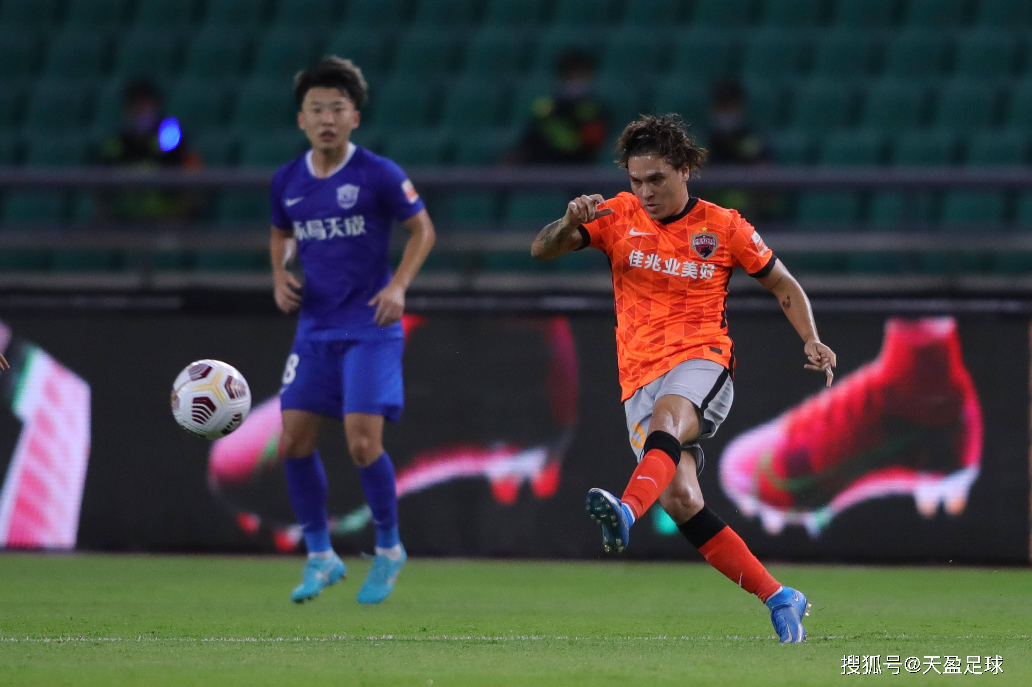 九游官网电脑版网页转折点新疆广汇造点机会,中超今晚攻防权衡,更衣室稳定,赛季目标并未改变的简单介绍